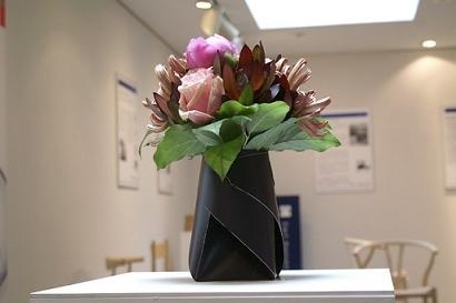 �����Ļ�ƿ ��(chu��ng  )�������{