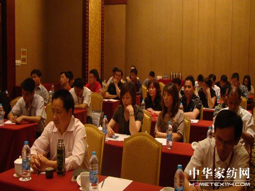 ϷA|؅^(zhun)(chng)̕(hu )ek