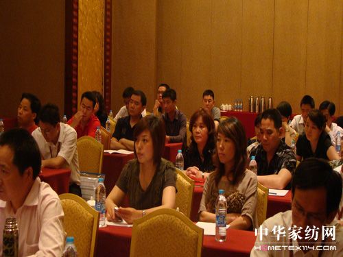 ϷA|؅^(zhun)(chng)̕(hu )ek