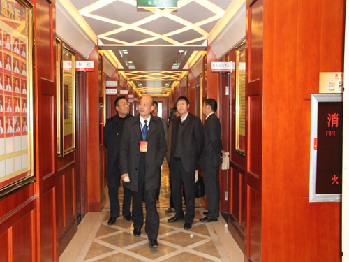 ʡL(chng)L(fng)ʢF