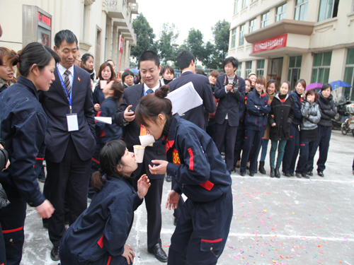 ʢFekȤζ\(dng)(hu )c˹