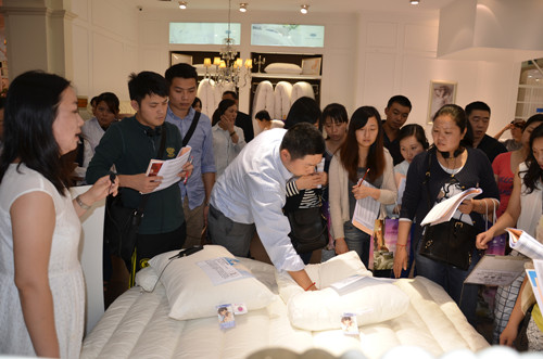 ˹2014ﶬӆ؛(hu )AM(mn)Y