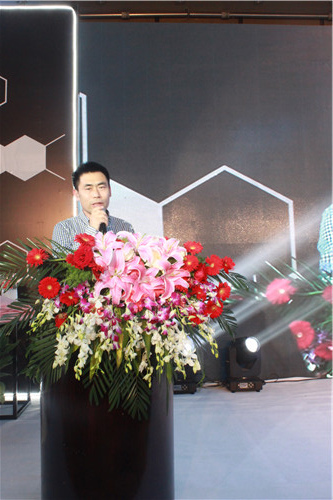 ʼҼD?mng)߾GɫҼ®a(chn)Ʒl(f)(hu )AM(mn)_(ki)