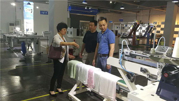 Ƅ(dng)a(chn)I(y)ںM(jn)g(sh)M(jn)ЇҼf(xi)(hu ){мҼOI(y)